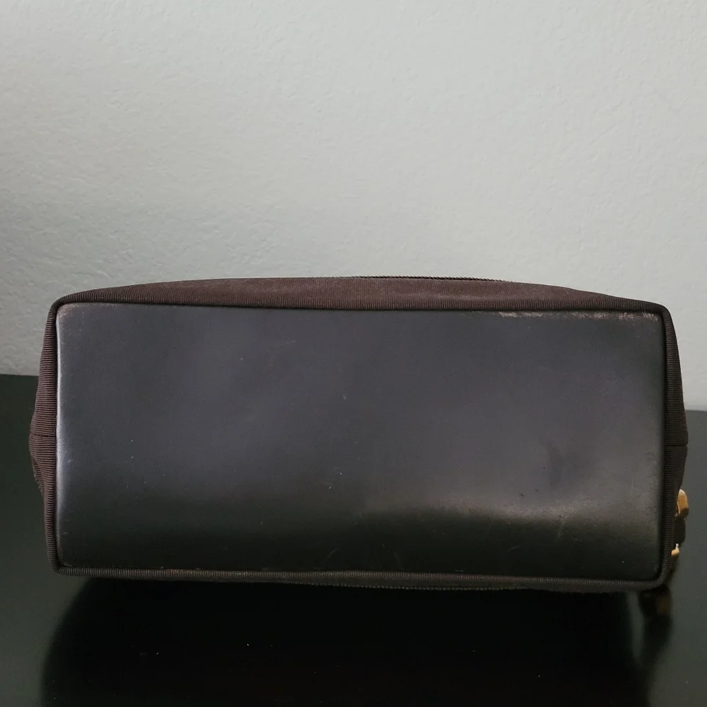 Salvatore Ferragamo Vintage Gancini Vara Chain Shoulder Bag - Picture 8 of 14